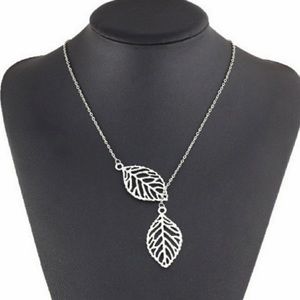 Double leaf necklace silver tone NWT